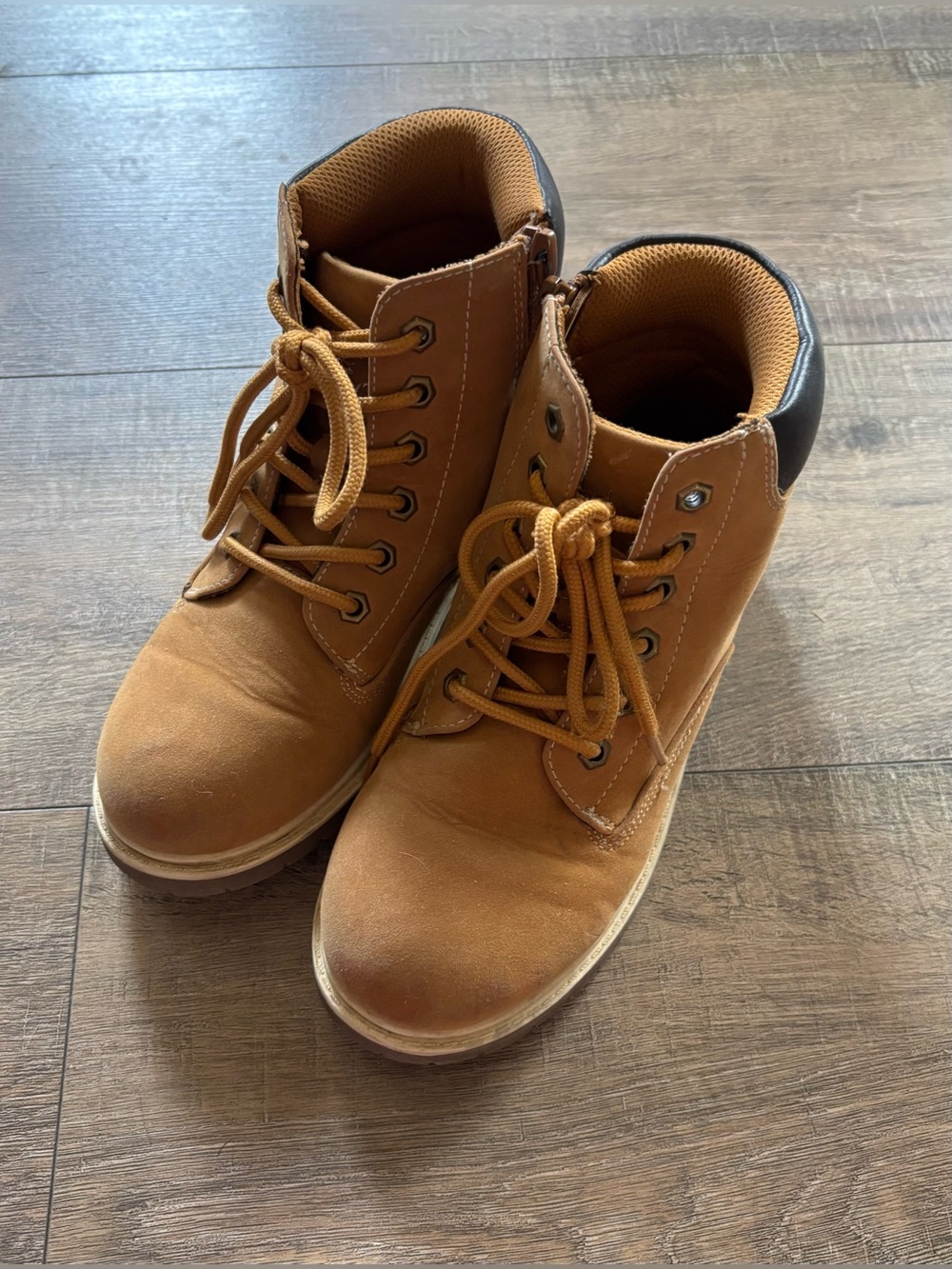Thereabouts Luke flat heel little boys size 2 hiking construction lace up boots - Picture 2 of 13